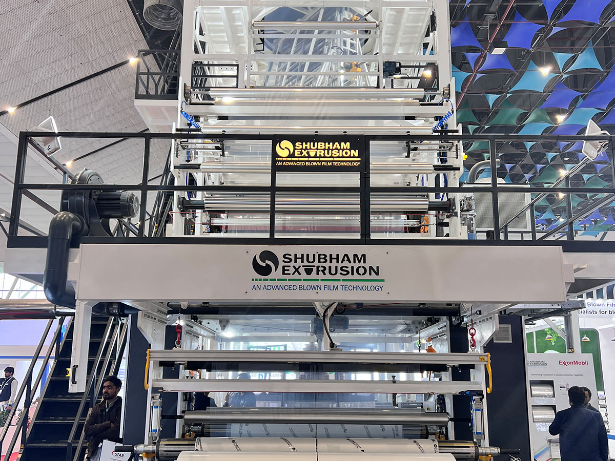 Advanced Technology for 3-Layer Co-Extrusion Blown Film Machine